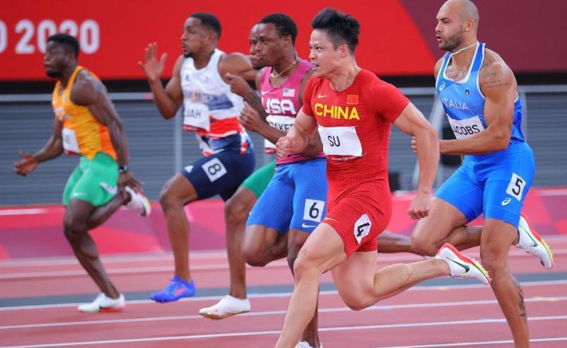 刘翔巅峰期手握10个亿代言,那个飞人背后的商业帝国与真实人生 刘翔巅峰期手握10个亿代言,那个飞人背后的商业帝国与真实人生